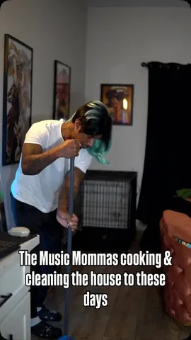 2realmacdatfee Instagram post about Music and household cleaning
