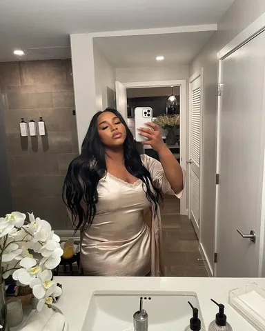 aaliyahprincesss Instagram post about Luxury lifestyle
