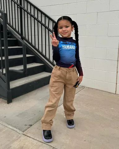 aariahmichelle Instagram post about Self expression
