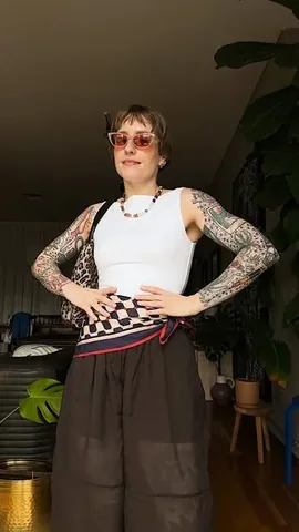 abbyontheinternet Instagram post about Silk scarf styling