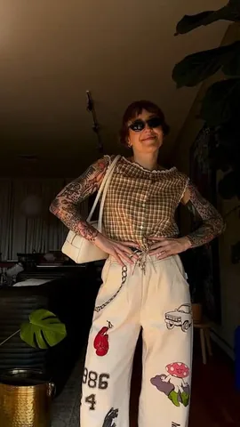 abbyontheinternet Instagram post about Personal outfit