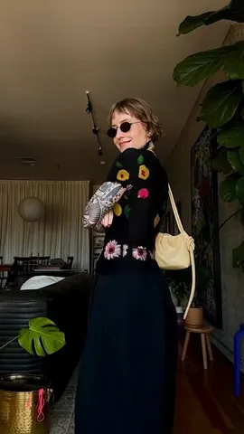 abbyontheinternet Instagram post about Mindful fashion purchases