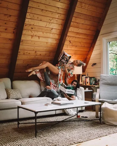 acrobuddhas Instagram post about Cabin lifestyle and books
