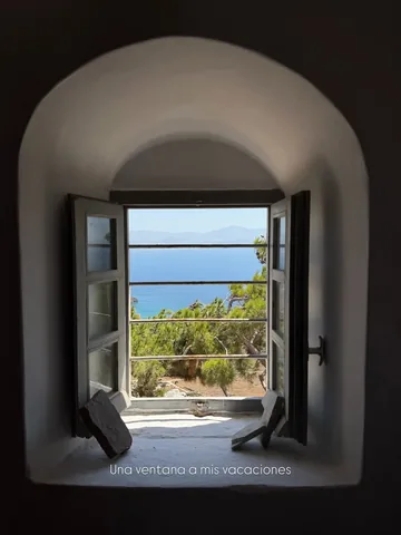 albertoortizrey Instagram post about Vacation lifestyle