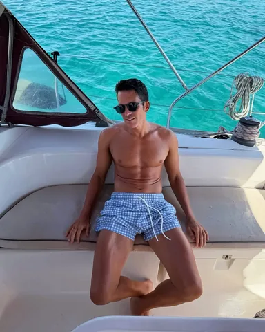 albertoortizrey Instagram post about Antiparos travel