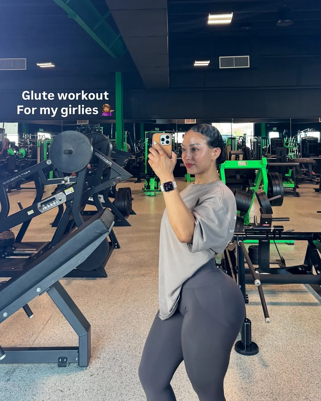 alexaarika_ Instagram post about Glute workout