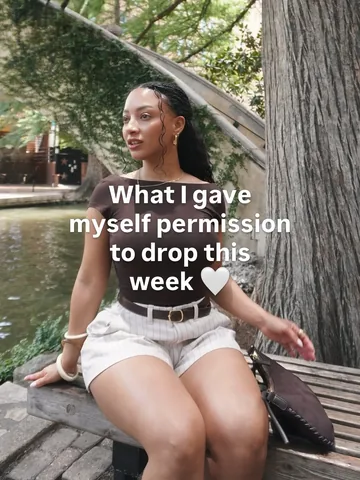 Alexa Pichardo Instagram post thumbnail