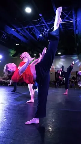 alexamoffett Instagram post about Online dance training