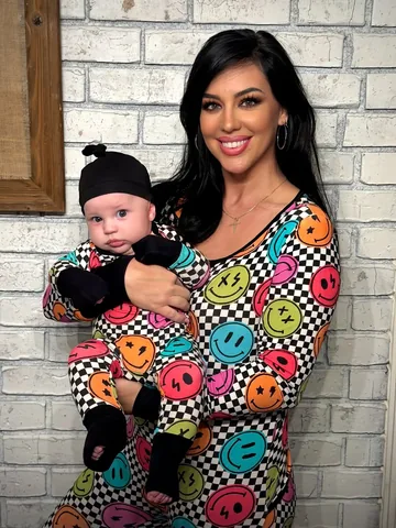 alex_zedra Instagram post about Family relationship