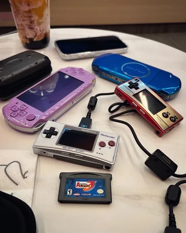 alfonapplepie Instagram post about Handheld gaming collection