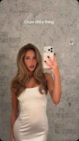 alixearle Instagram post about Blonde hairstyle