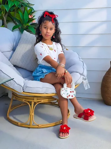 aliyahna_sarae Instagram post about Children’s fashion