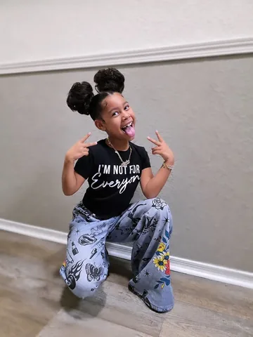 aliyahna_sarae Instagram post about Children’s fashion
