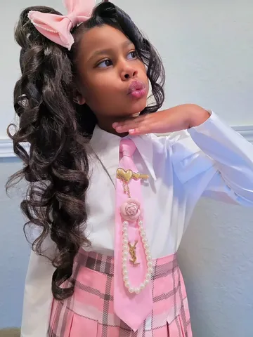 aliyahna_sarae Instagram post about First day of school