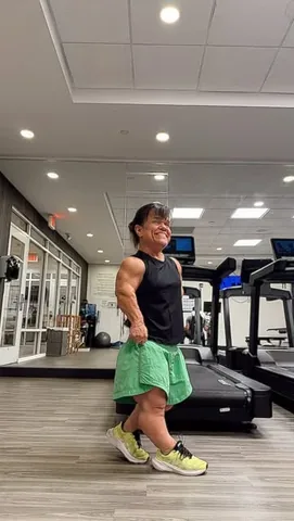 allieqdub Instagram post about Push up workout