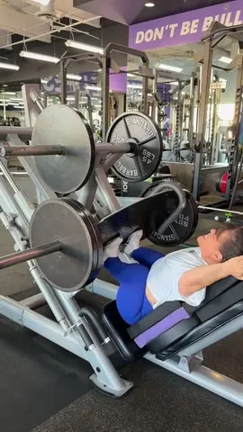 allieqdub Instagram post about Fitness training