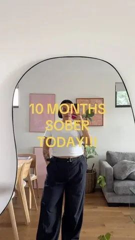 allira.potter Instagram post about Sobriety