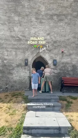 all.thats.pretty Instagram post about Ireland road trip