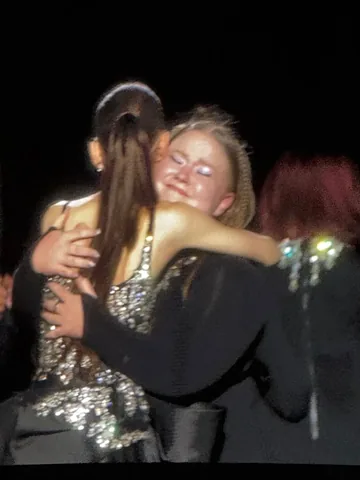 amandalacount Instagram post about Tour closing