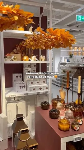 amandasvalin Instagram post about Seasonal home decor