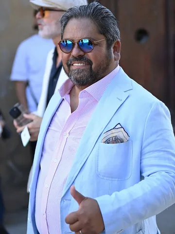 amidestevens Instagram post about Pitti Uomo street style