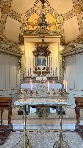 amotherslace Instagram post about The Annunciation