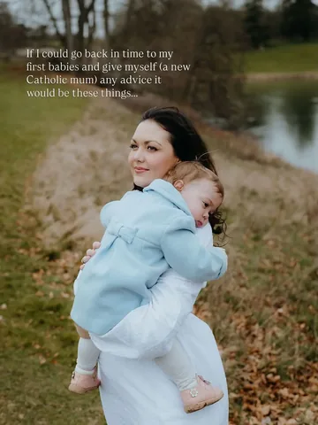 amotherslace Instagram post about Motherhood advice