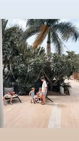 a_mothers_tale Instagram post about Siblings and family