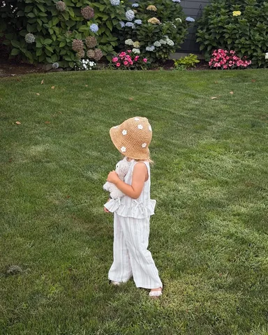 anastasiia_svitlychnaa Instagram post about Kidswear shopping