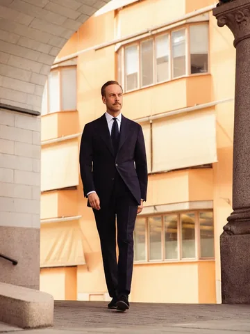 andreasweinas Instagram post about Suiting fabrics