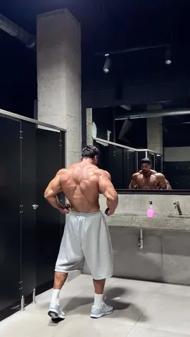 andreideiu_ Instagram post about Fitness preparation