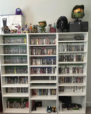 andrew_lastgame Instagram post about Gaming room collection
