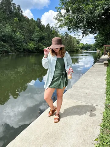 angelamdarnell Instagram post about Lake weekend