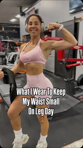 angelicaht Instagram post about Waist trainer product