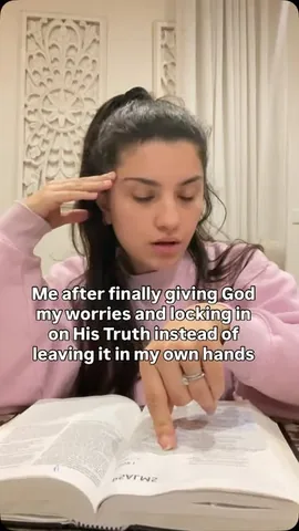 angelinas_faith Instagram post about Christian worship
