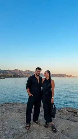 anisandmad Instagram post about Couple outfit comparison