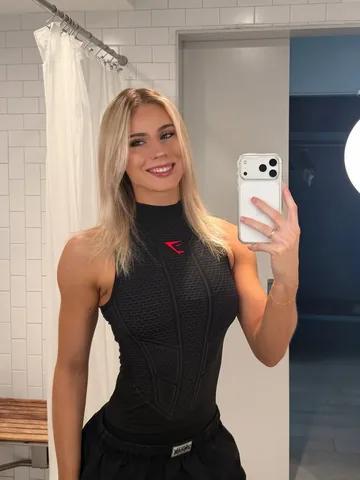 annabel.lucinda Instagram post about Fitness motivation