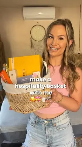 annasaccone Instagram post about Gift basket creation