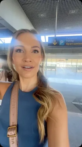 annasaccone Instagram post about Moving abroad