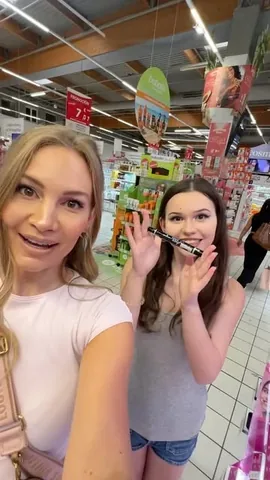 annasaccone Instagram post about Back to school shopping