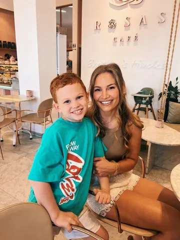 Anna Saccone Instagram post thumbnail