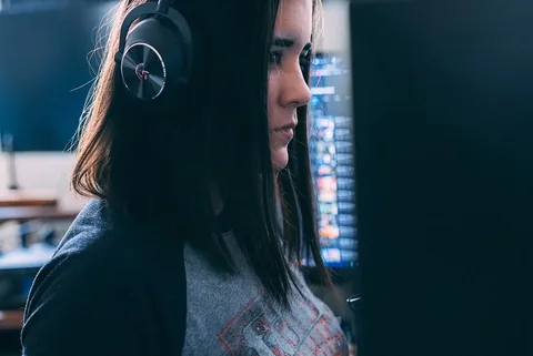 annemunition Instagram post about Logitech G PRO X 2 headset
