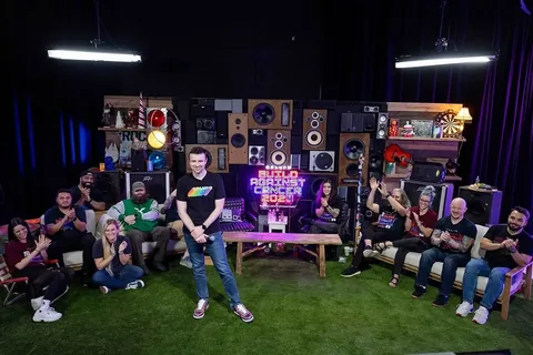 annemunition Instagram post about Charity fundraising
