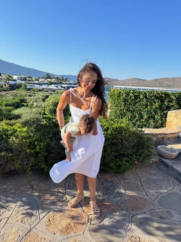 Annie Jaffrey Instagram post thumbnail