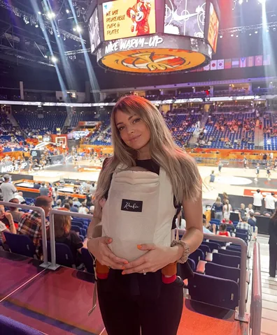 anniju__ Instagram post about Mutterschaft