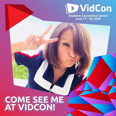 aphmau_ Instagram post about VidCon ticket promotion