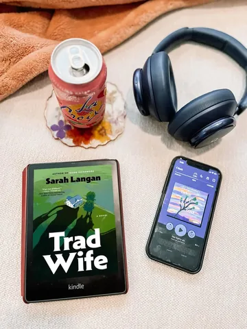 a_pucking_bibliophile Instagram post about Current reading update