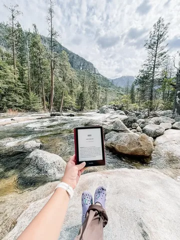 a_pucking_bibliophile Instagram post about Yosemite outdoor adventure