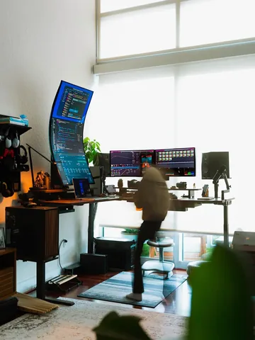 araltasher Instagram post about Creative workspace