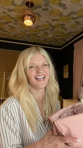 ardenmyrin Instagram post about Fashion recommendation